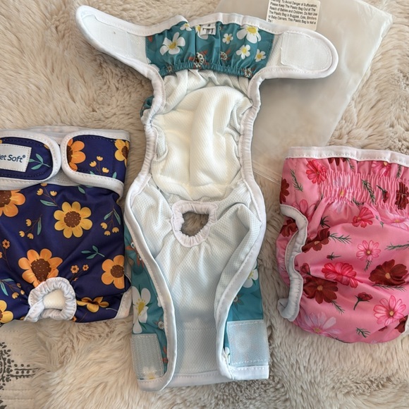 Pet Soft Female Diapers Small - Picture 2 of 8